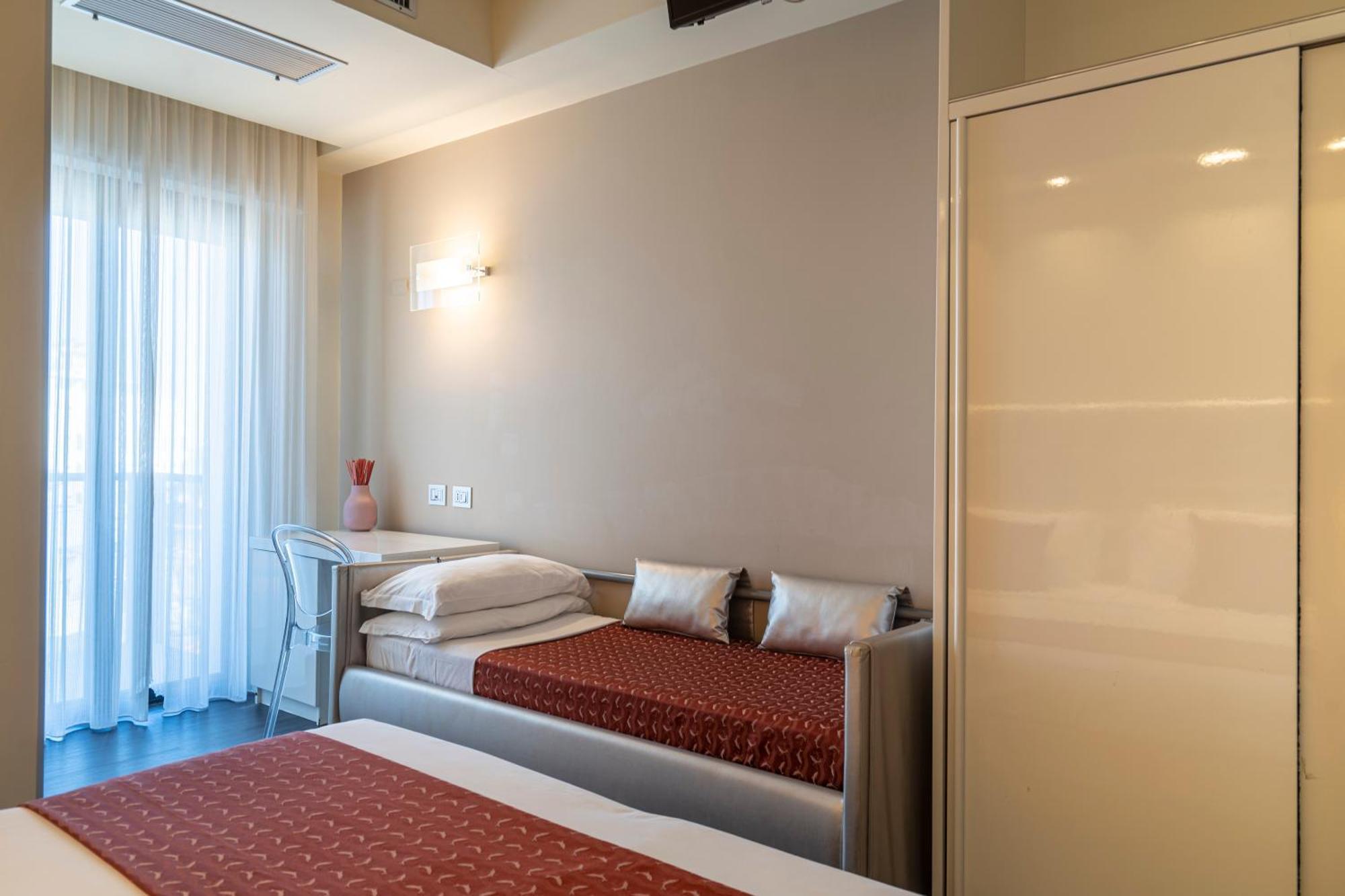 Hotel 2000 Riccione Zewnętrze zdjęcie