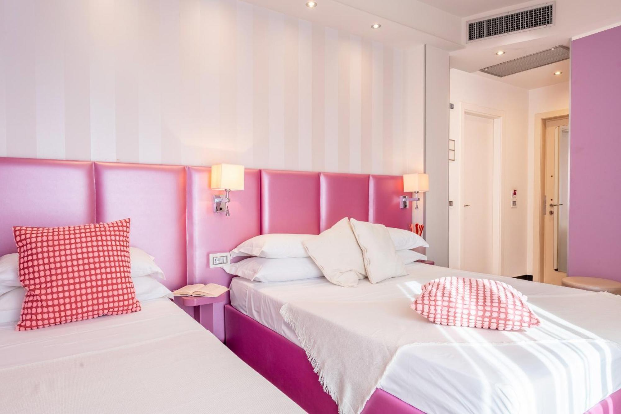 Hotel 2000 Riccione Zewnętrze zdjęcie