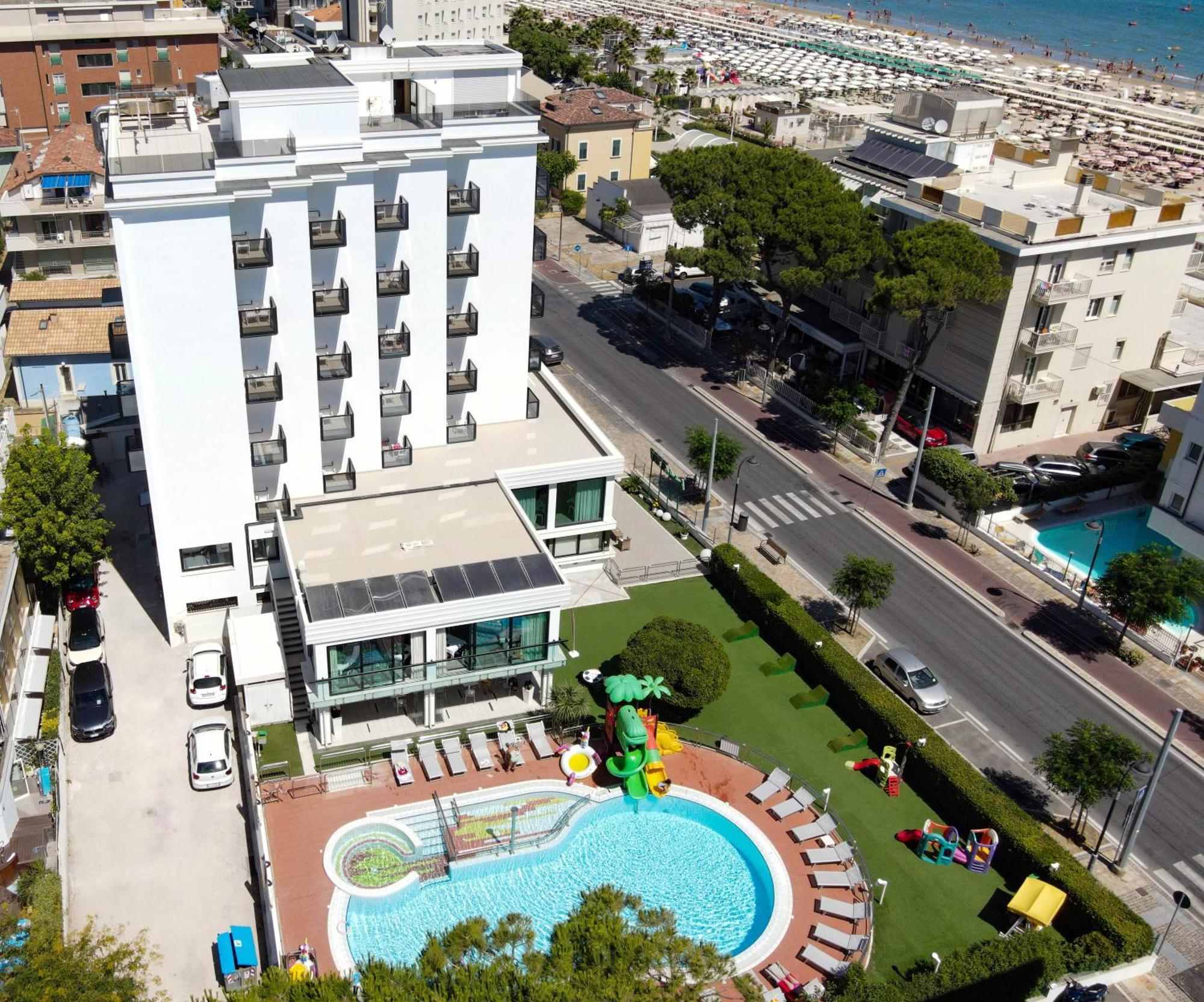 Hotel 2000 Riccione Zewnętrze zdjęcie