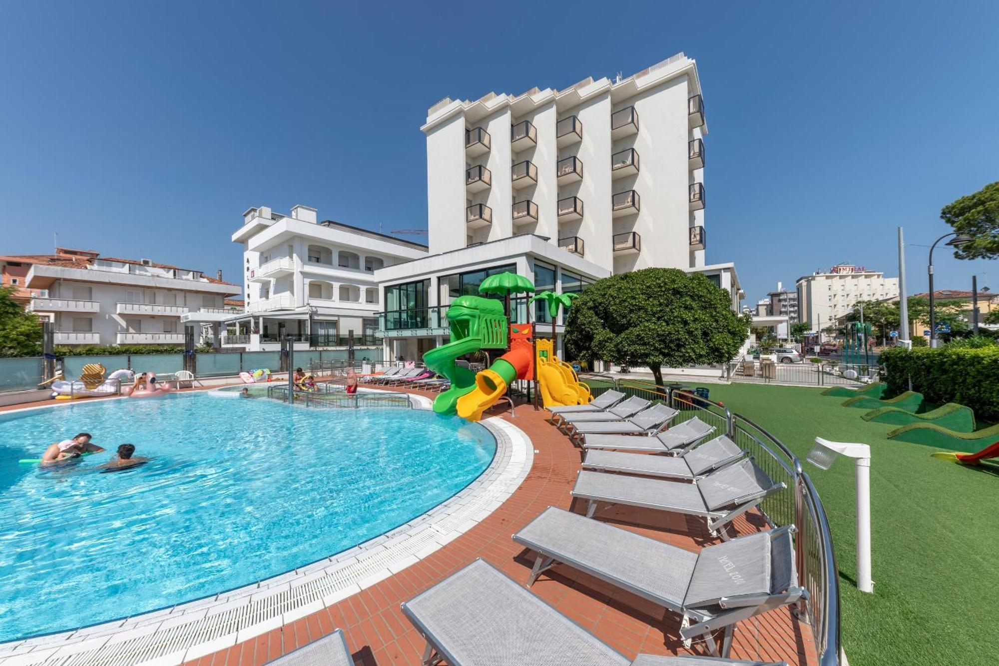 Hotel 2000 Riccione Zewnętrze zdjęcie